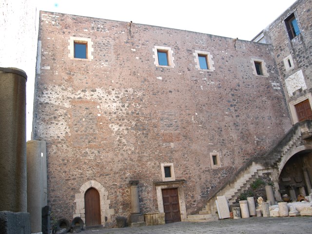 Castello Ursino 23.jpg